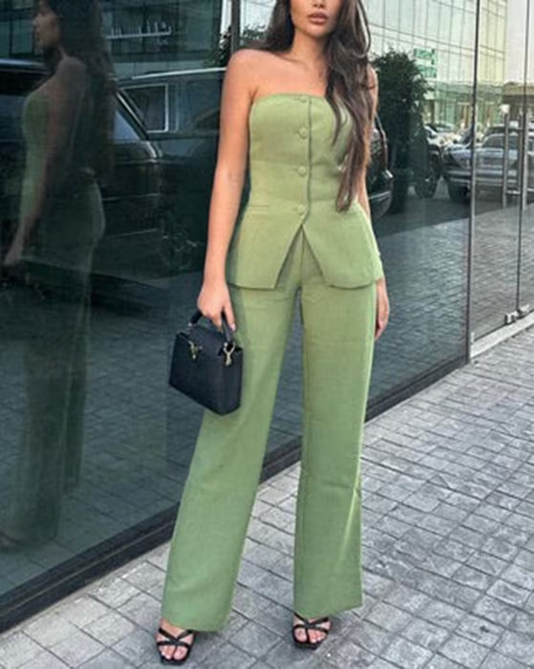 BRIA - Mouwloze tweedelige set met knopen