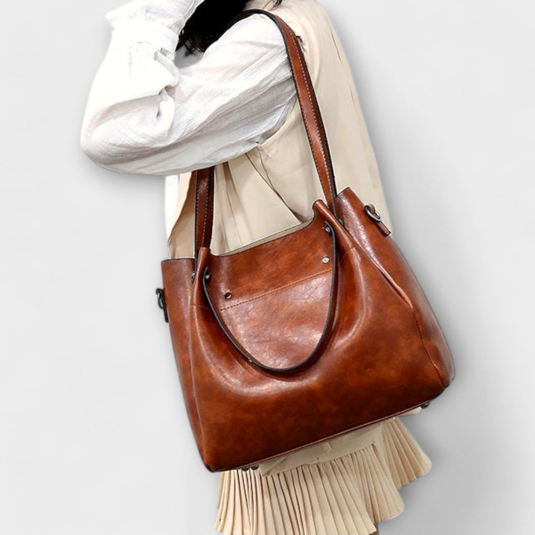 Azura - Vierdelige vintage tassenset