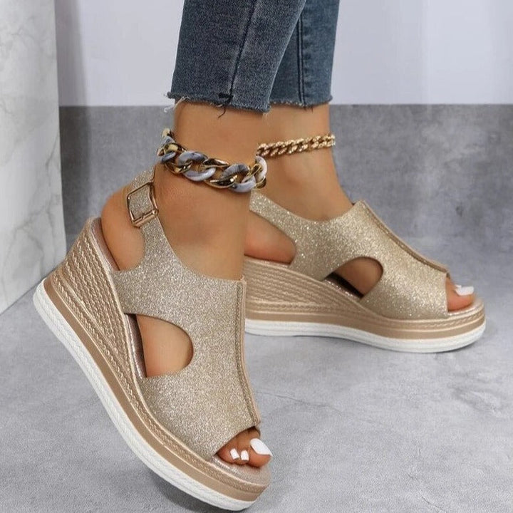Bregje | Casual sandalen met sleehak