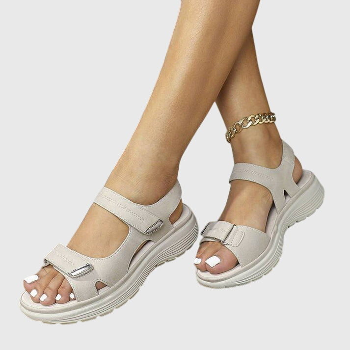 Calline - Sandalen met verstelbaar bandje