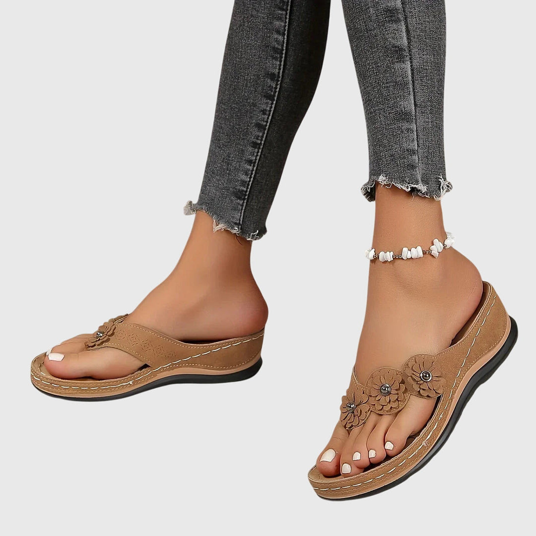 Asha - Elegante orthopedische teenslippers