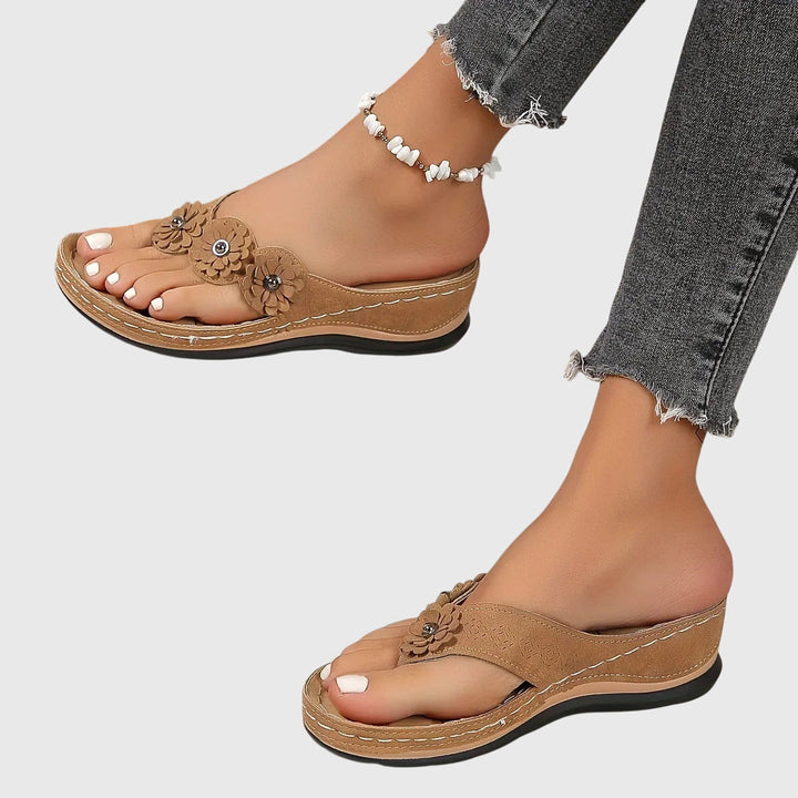 Asha - Elegante orthopedische teenslippers