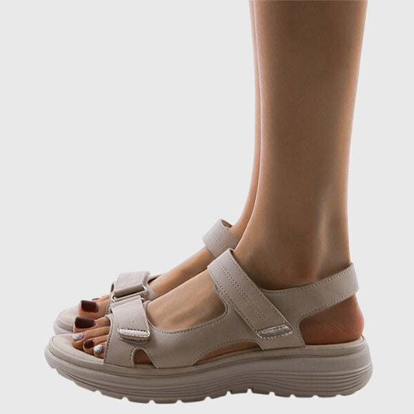 Calline - Sandalen met verstelbaar bandje