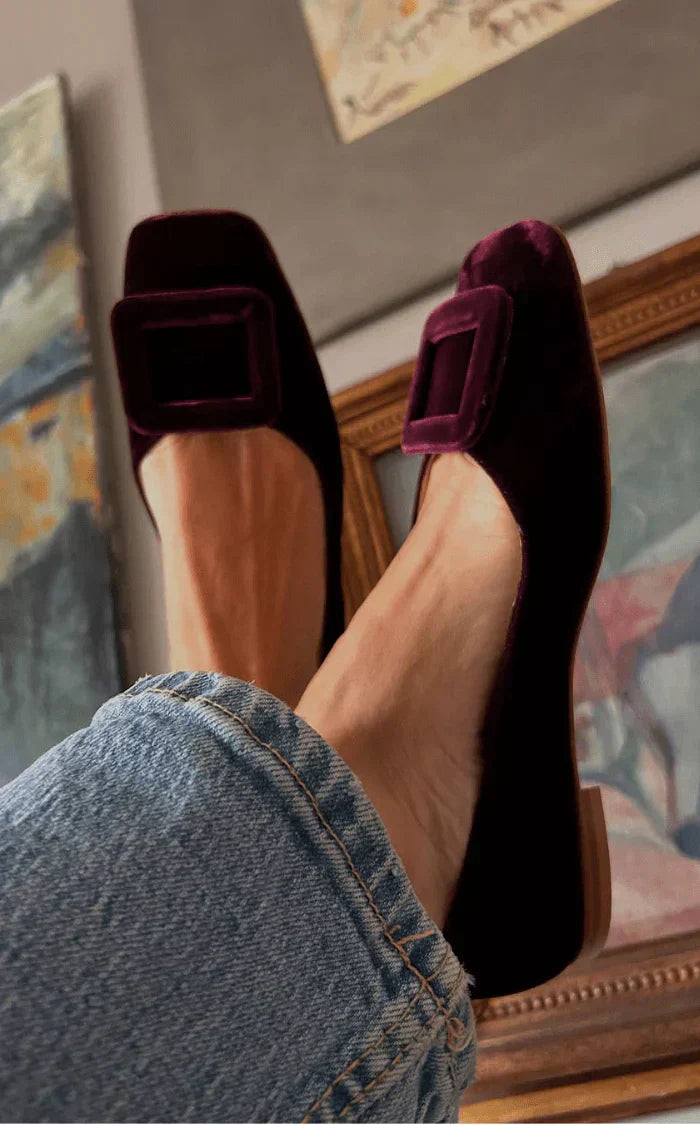 Tjitske™ | Suède loafers met designdetails
