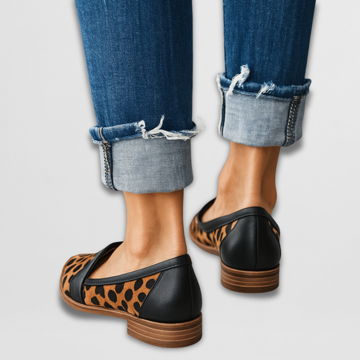 Nadia™ | Suède loafers