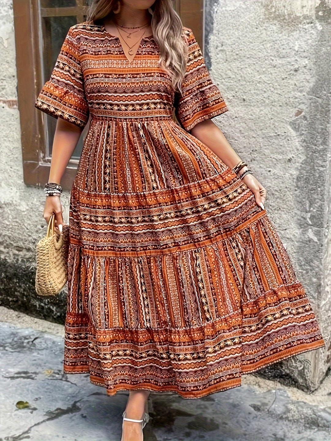 Joraine - Soepelvallende jurk met etnische print