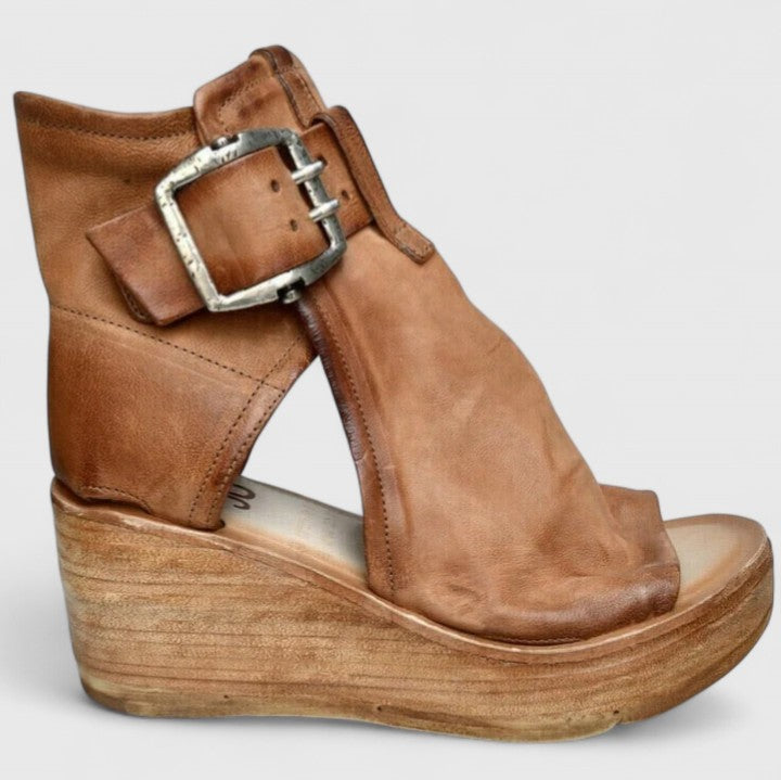 Karline - Klassieke sandalen met sleehak
