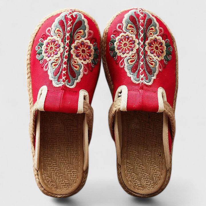 Clarize - Platte sandalen met borduursel
