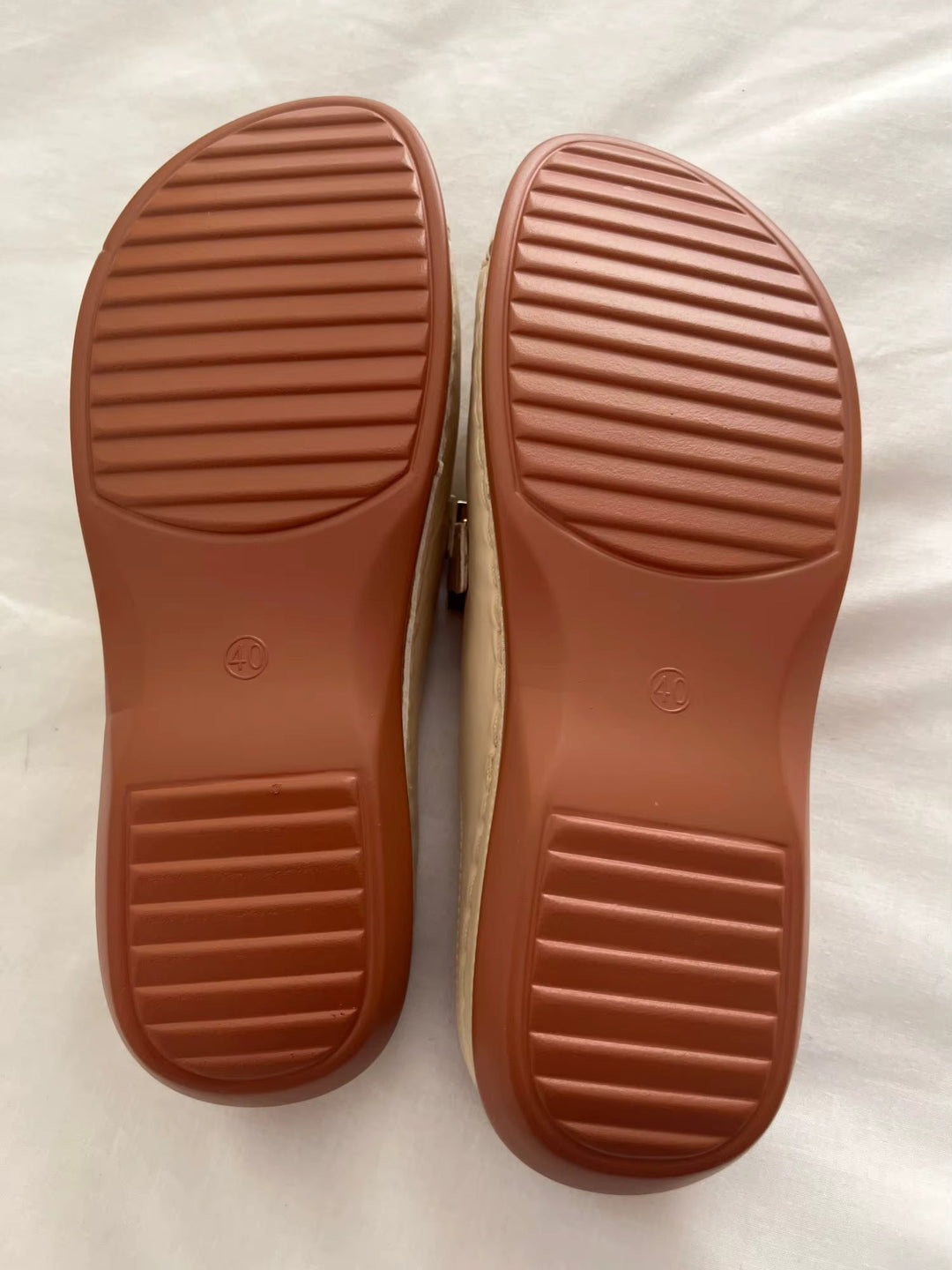 Gracie - Lichte instapsandalen