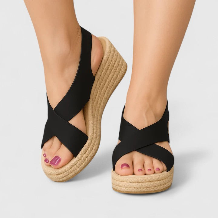 Bellany - Gekruiste sandalen met sleehak