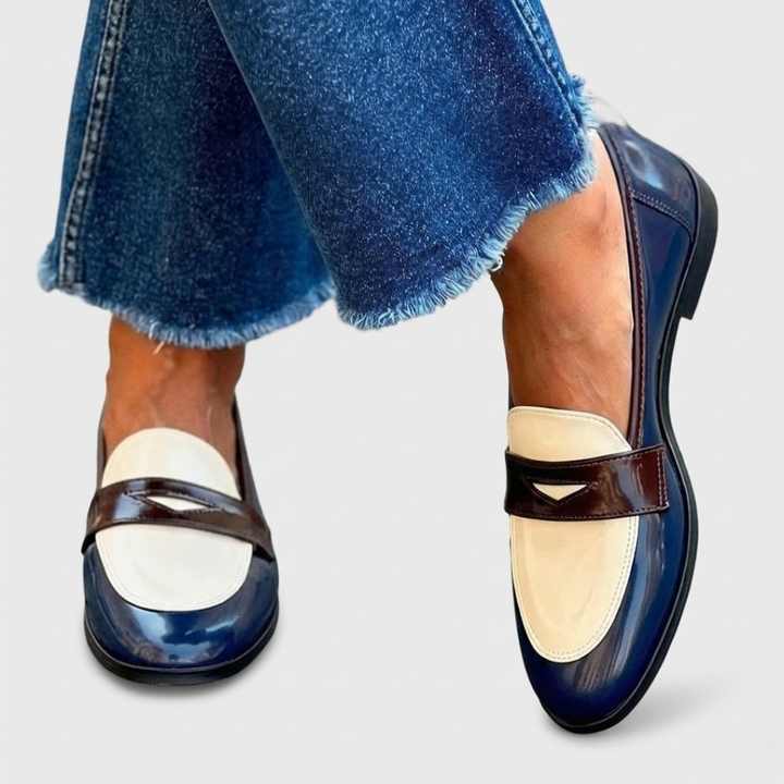 Claudia™ | loafers met contrastdetails