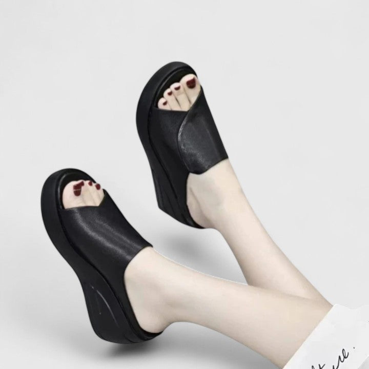 Kora - Orthopedische sandalen met sleehak