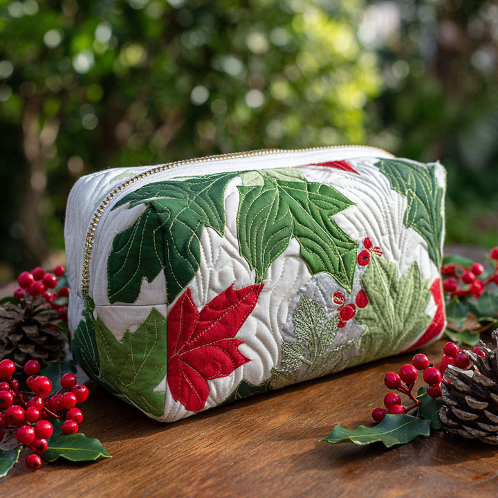 Bregje - Gewatteerde toilettas Kerstgroen