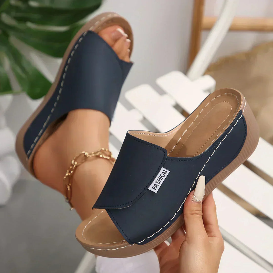 Rumi - Orthopedische sandalen met sleehak