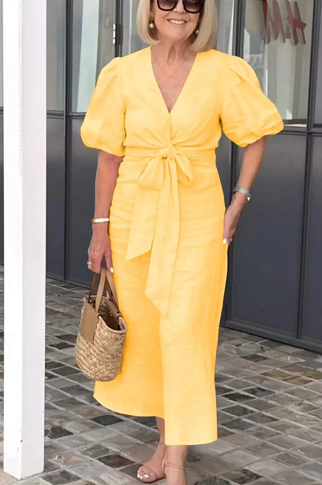 LYNORA | ELEGANTE MIDI-JURK MET V-HALS