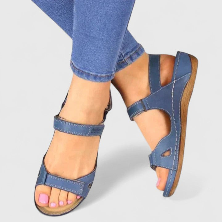 Avrie - Platte comfortsandalen
