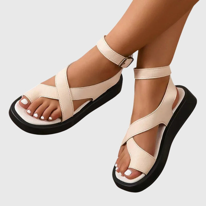 Bria - Sandalen met dik plateau